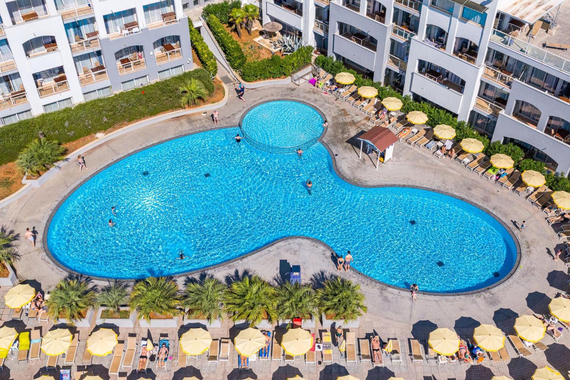 Family Resort Del Mar Banjole Εξωτερικό φωτογραφία